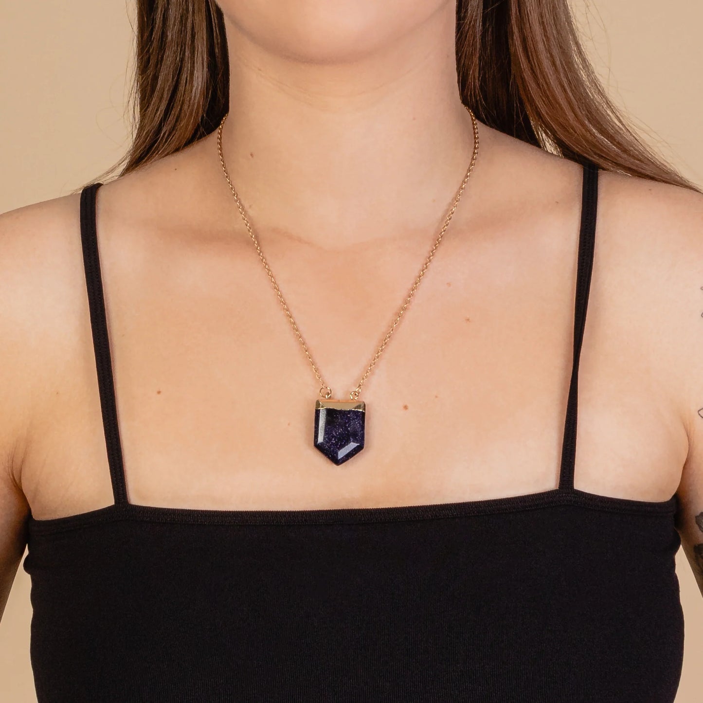 SPEAR - Dainty Pendant Necklace - Navy Blue