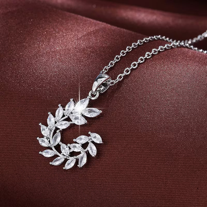 925 Silver Moisanite Leaf Necklace