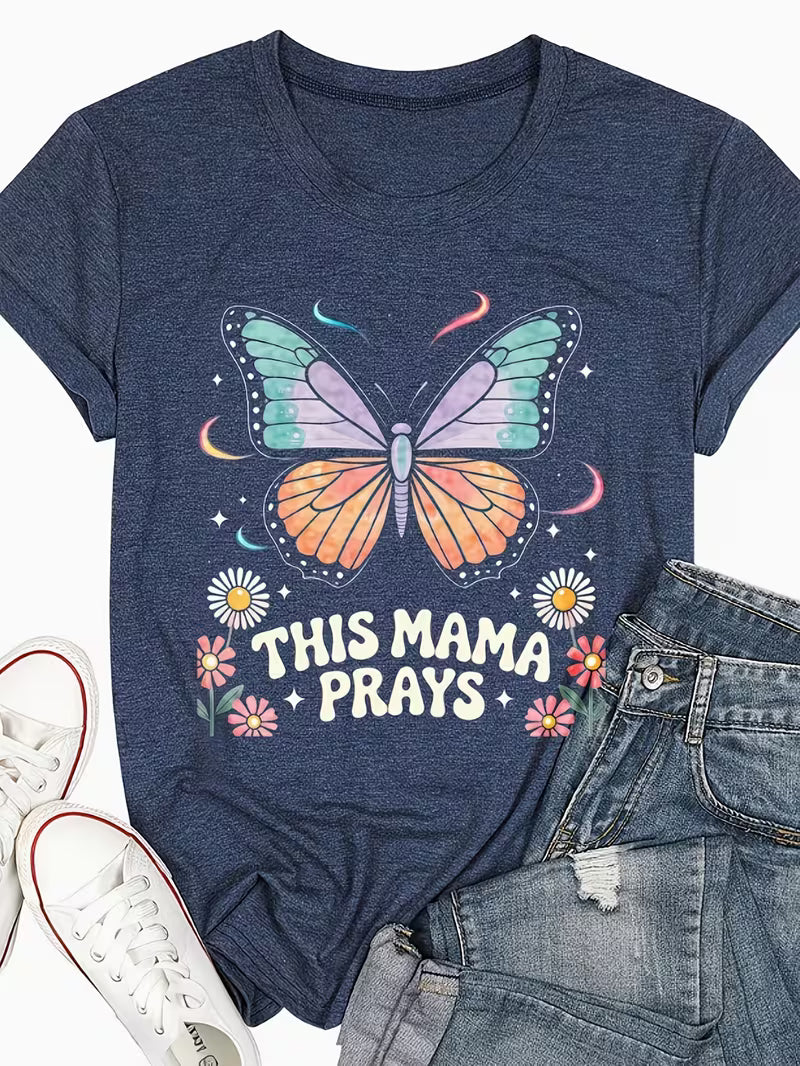 Women's Plus This Mama Prays T-Shirt