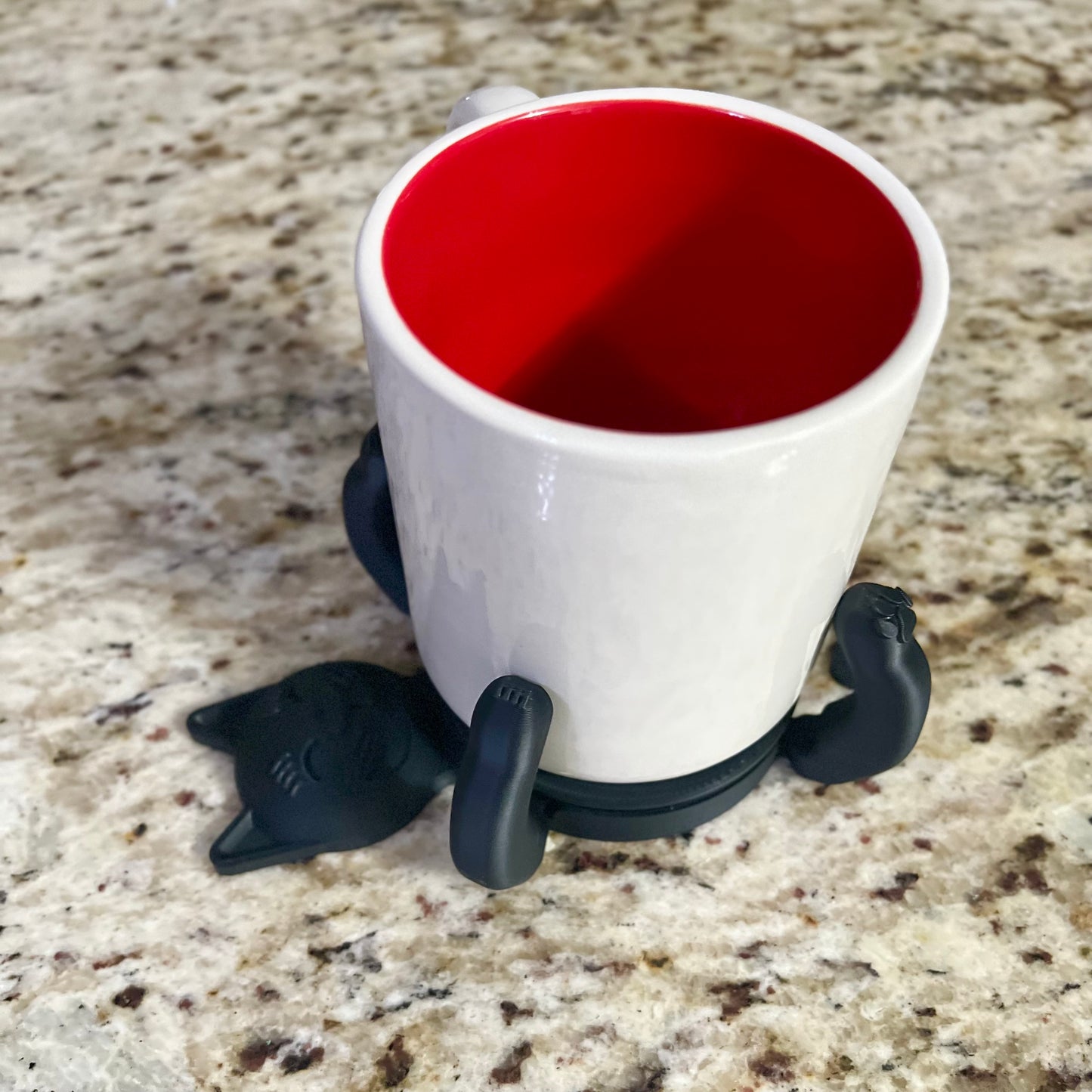 Made by Mike: Hug A Mug Moveable “Hugging” Cat Coaster