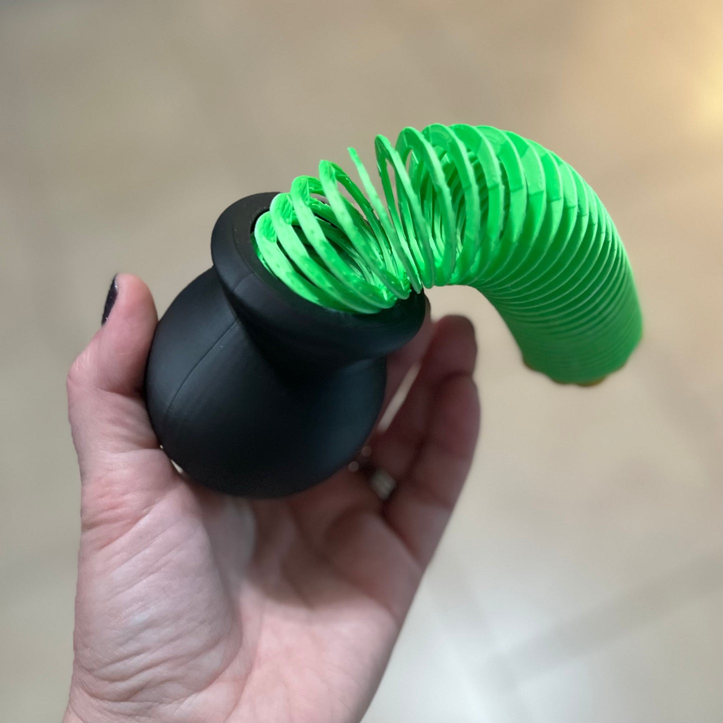 Made by Mike: Lucky Pot O’ Gold Slinky Fidget