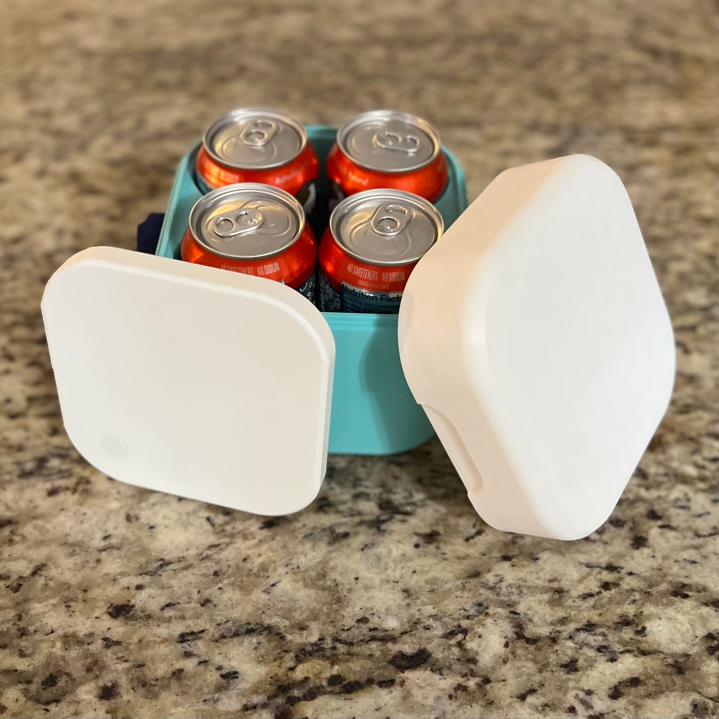 Made by Mike: Retro 4 Can Cooler with Ice Pack