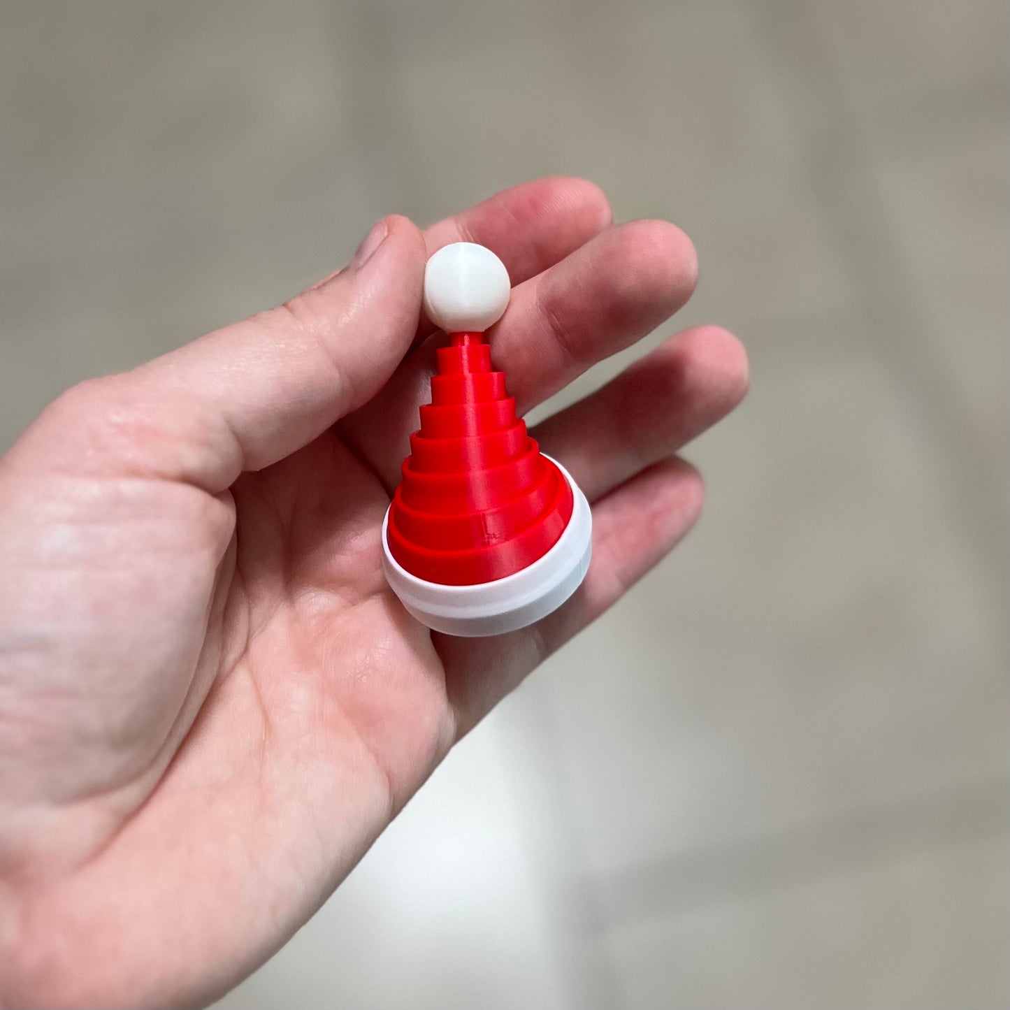 Made by Mike: Collapsible Fidget Santa Hat