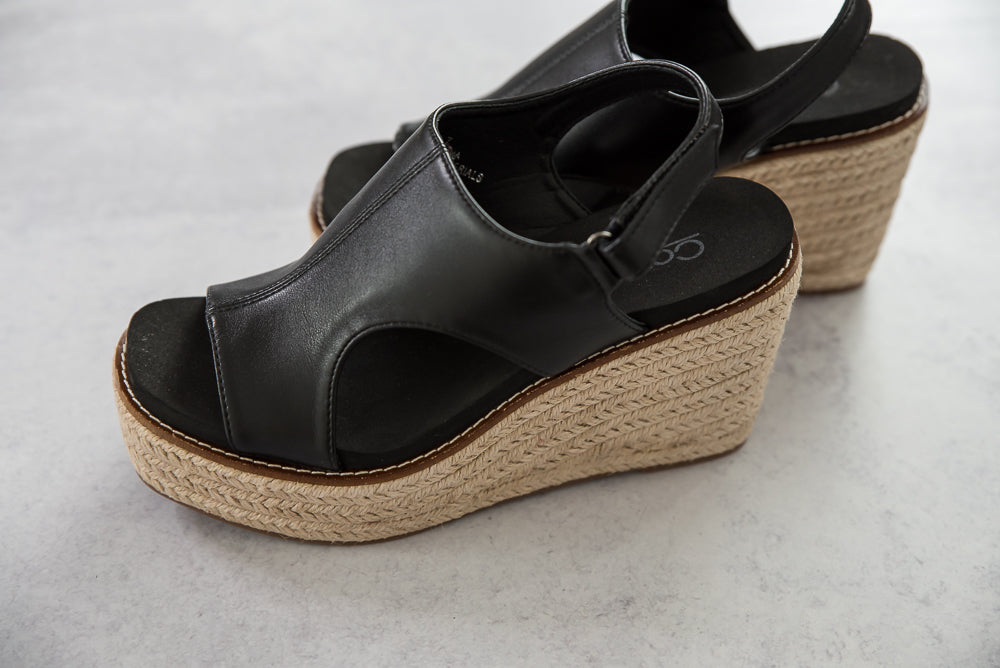 SAMPLE Freddie Wedges in Black