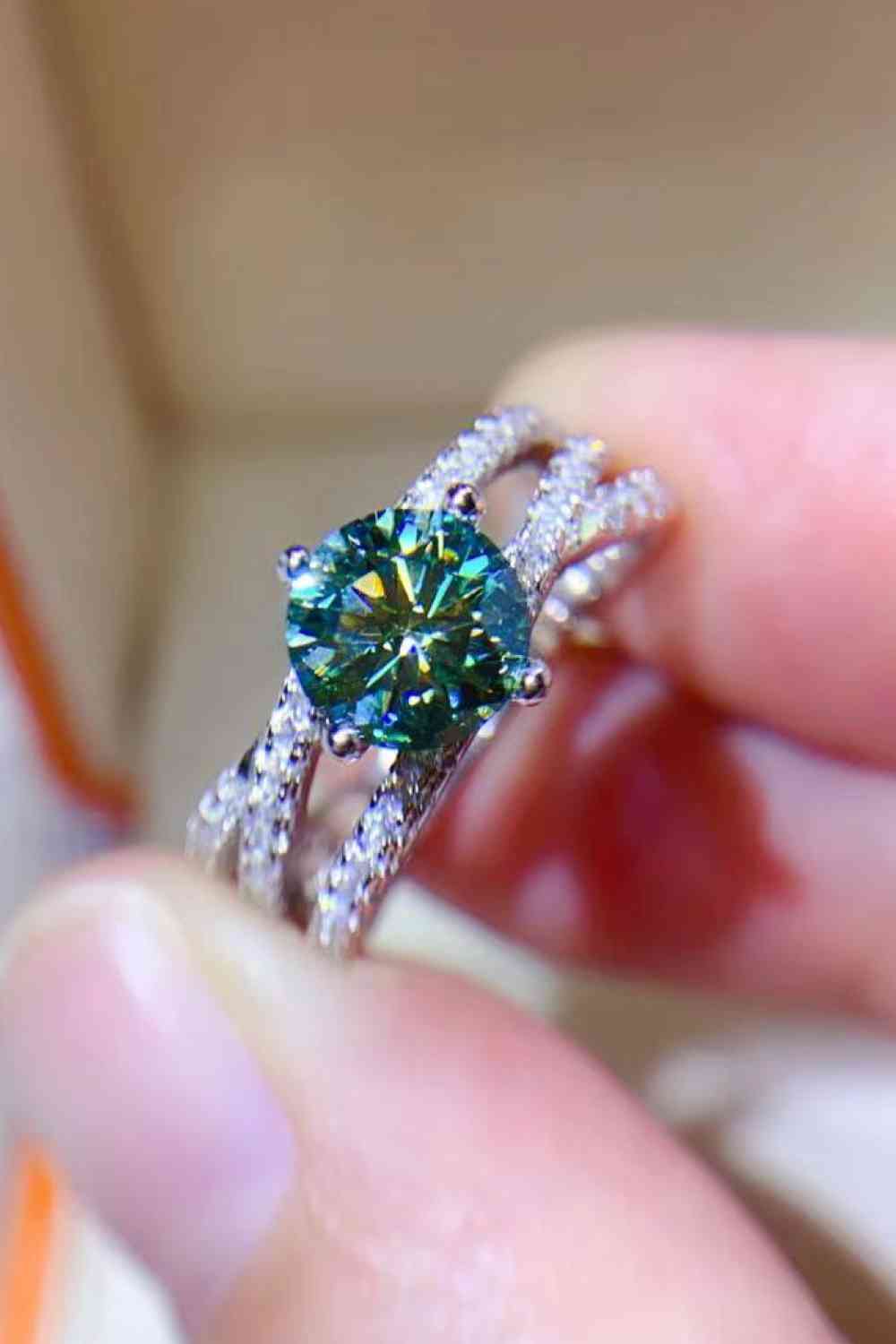 1 Carat Moissanite Contrast 925 Sterling Silver Criss Cross Ring