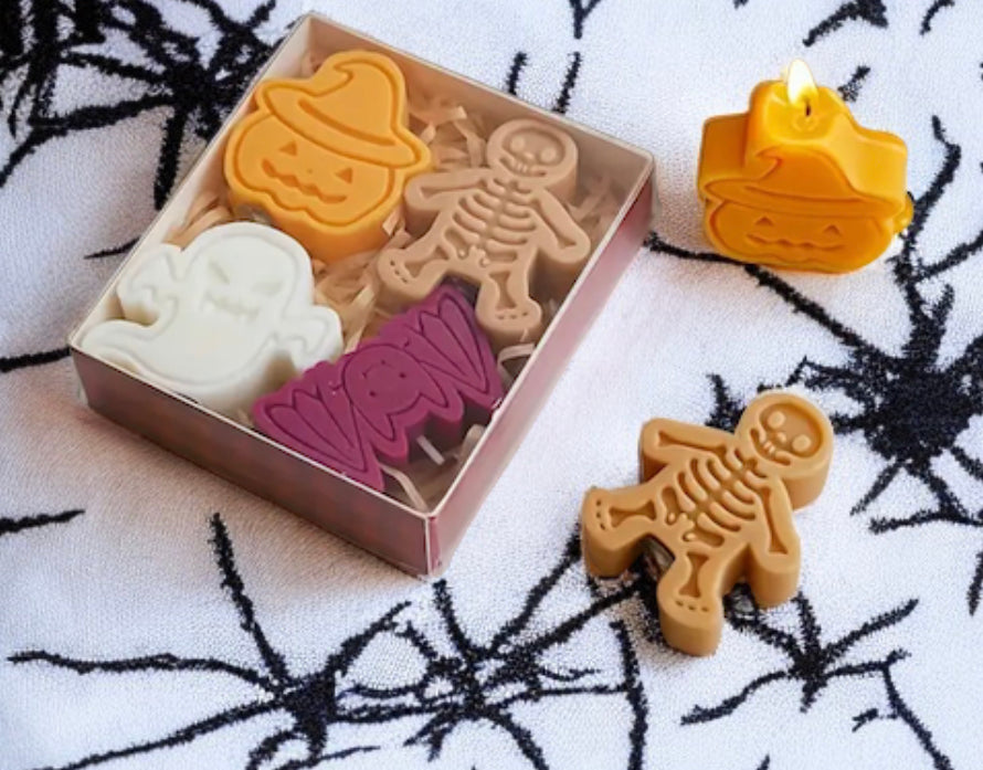 4 Pack Mini Spooky Candle Set