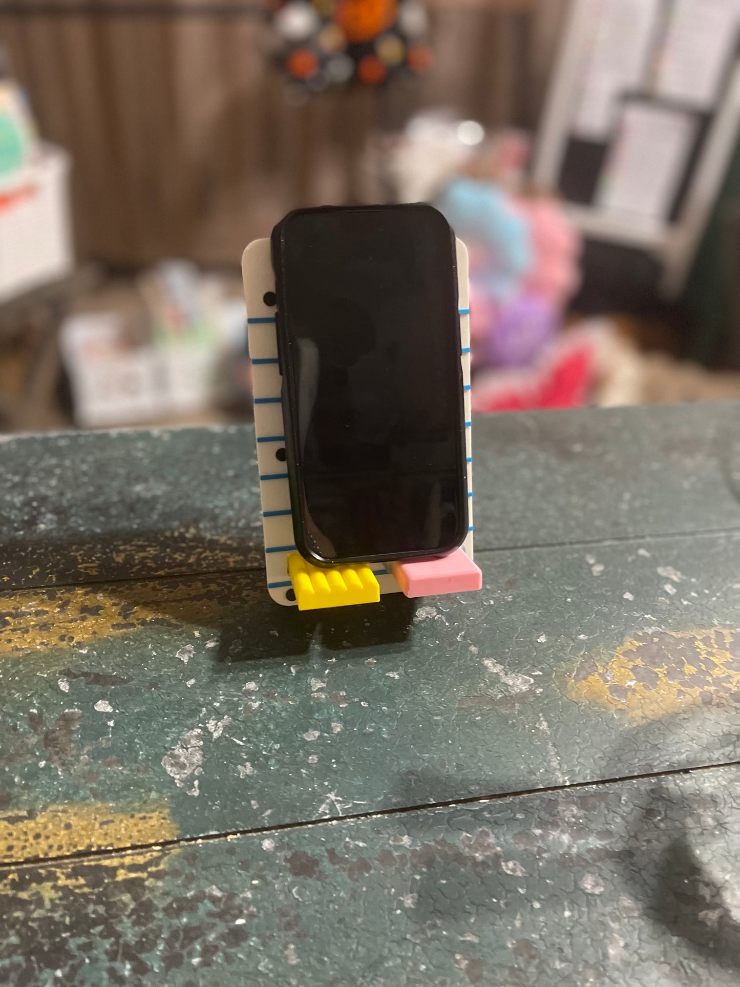 Made by Mike: CUSTOM Paper/Pencil Phone Holder