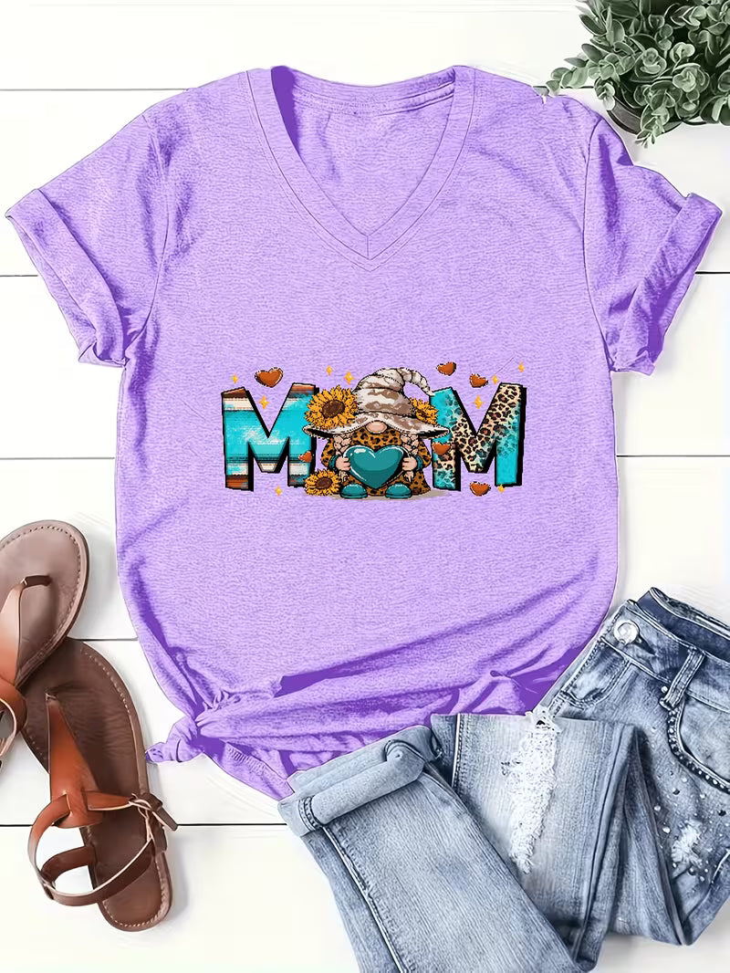 Women's Gnome Mom Vinyl Graphic T-Shirt