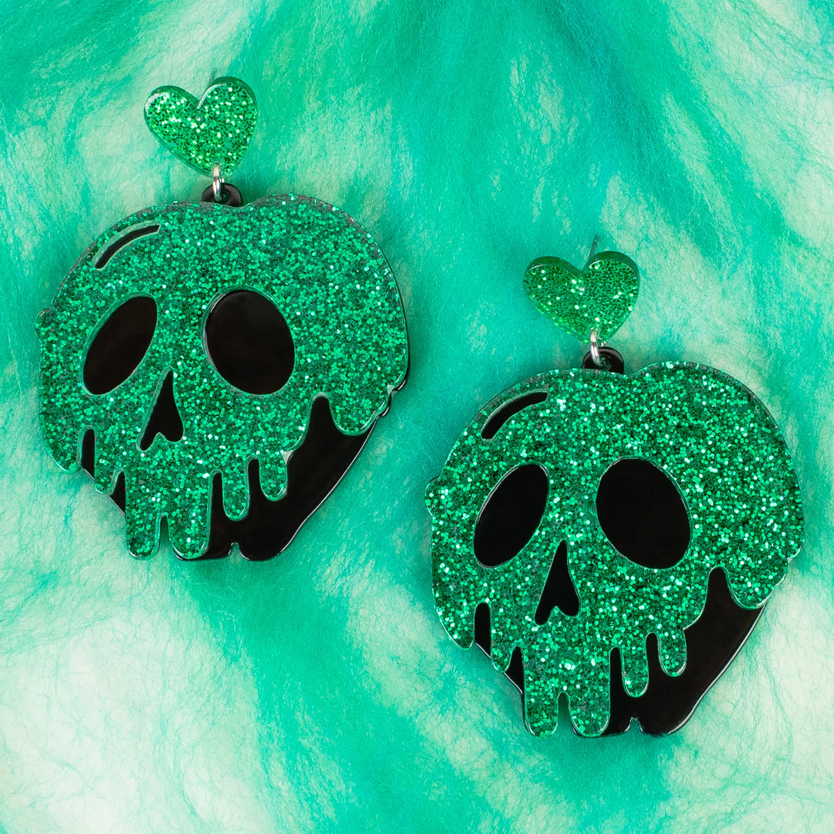 93498 - Poison Apple Earrings - Green