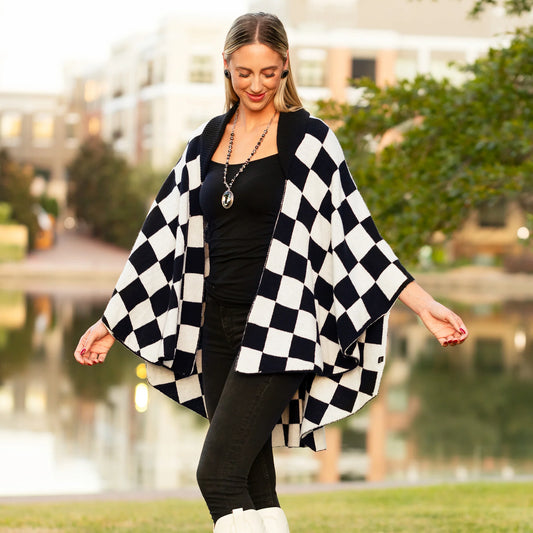 Checkered Print Poncho - Black & White