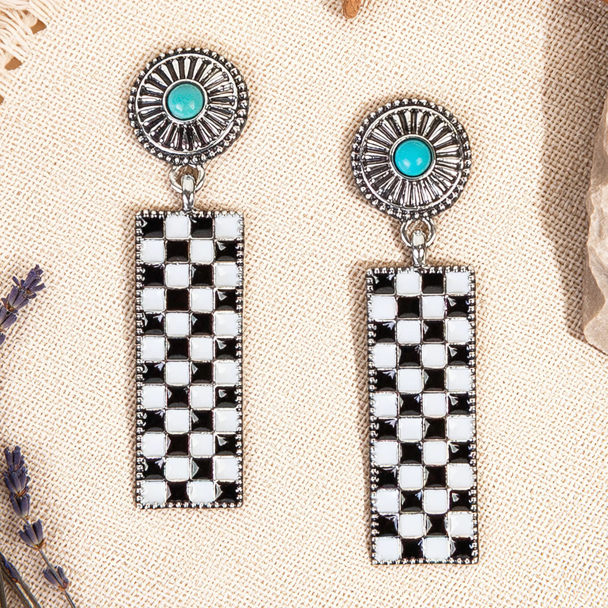 93672 - Checkered Earrings - Black & White