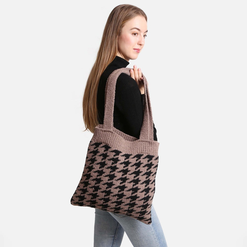 ComfyLuxe Houndstooth Knit Tote Bag - coffee