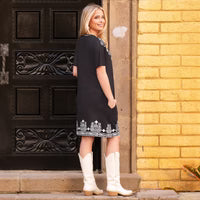 Boho Chic Dress with Pockets - Black