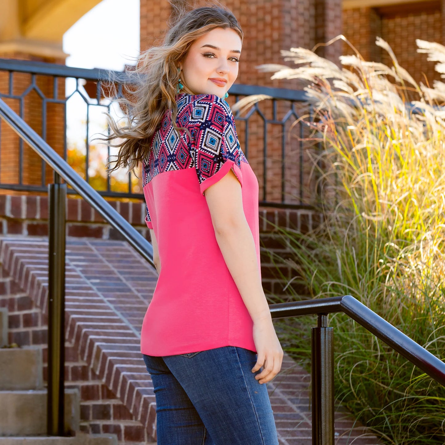 Color Block Geometric Print Half Sleeve Top