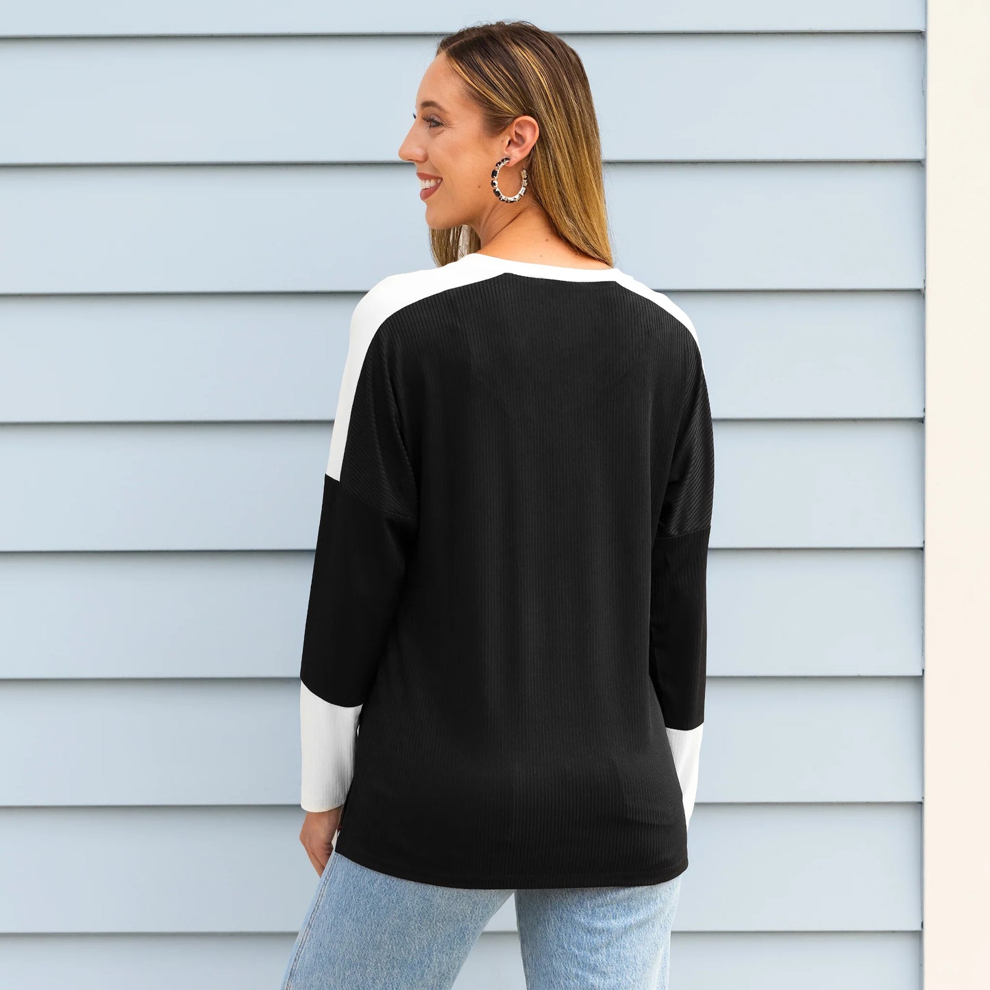 Ribbed Color Block V-Neck Long Sleeve Top - Black