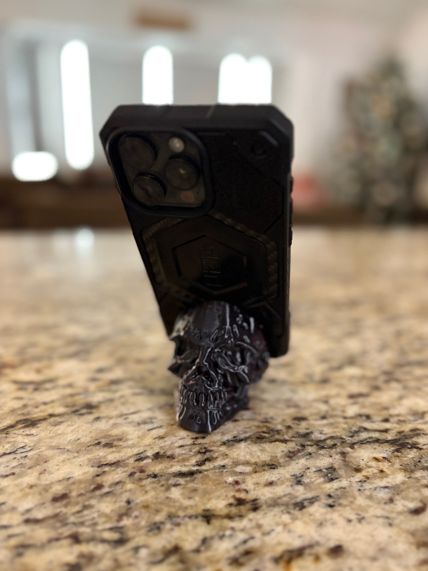 Made by Mike: Skull Phone Holder