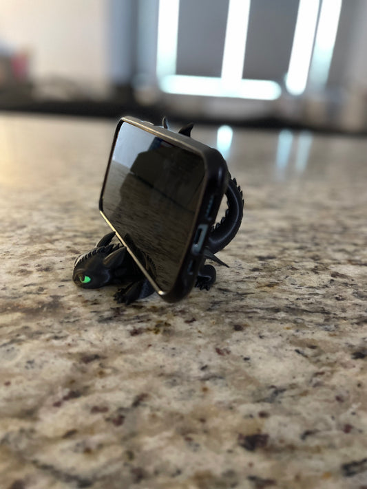 Made by Mike: Dragon Phone Holder