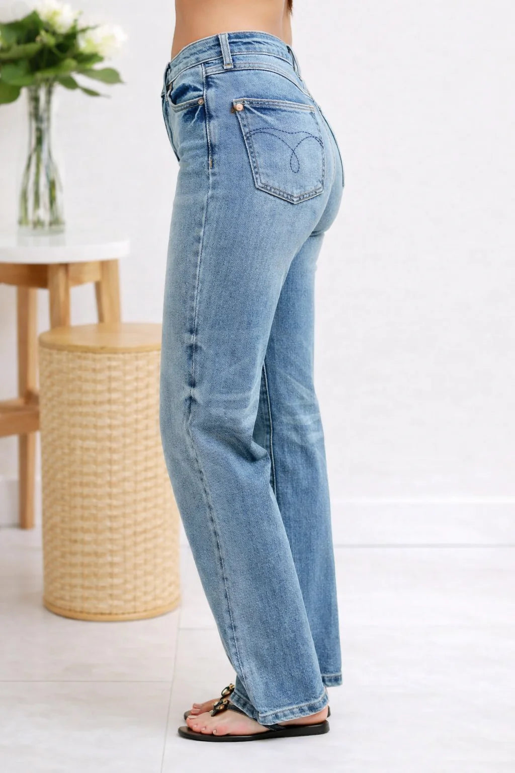 Judy Blue Contour Slim Straights