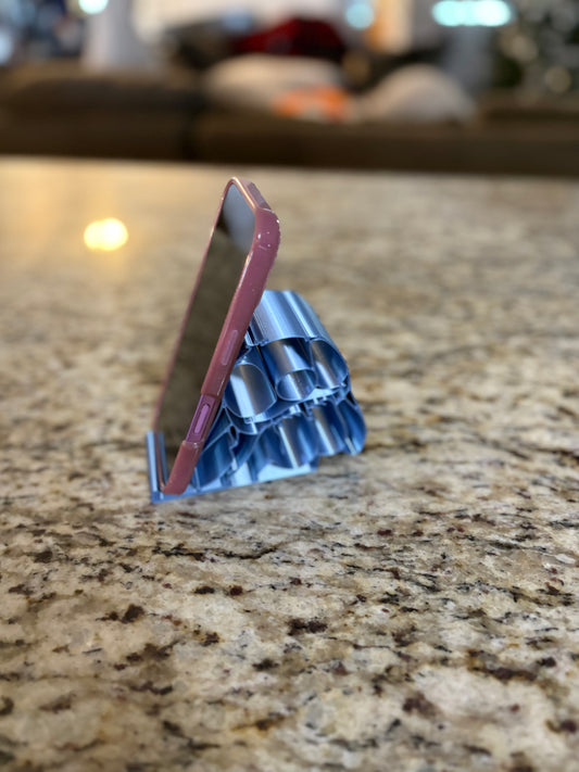 Made by Mike: Blue Alien Phone Stand