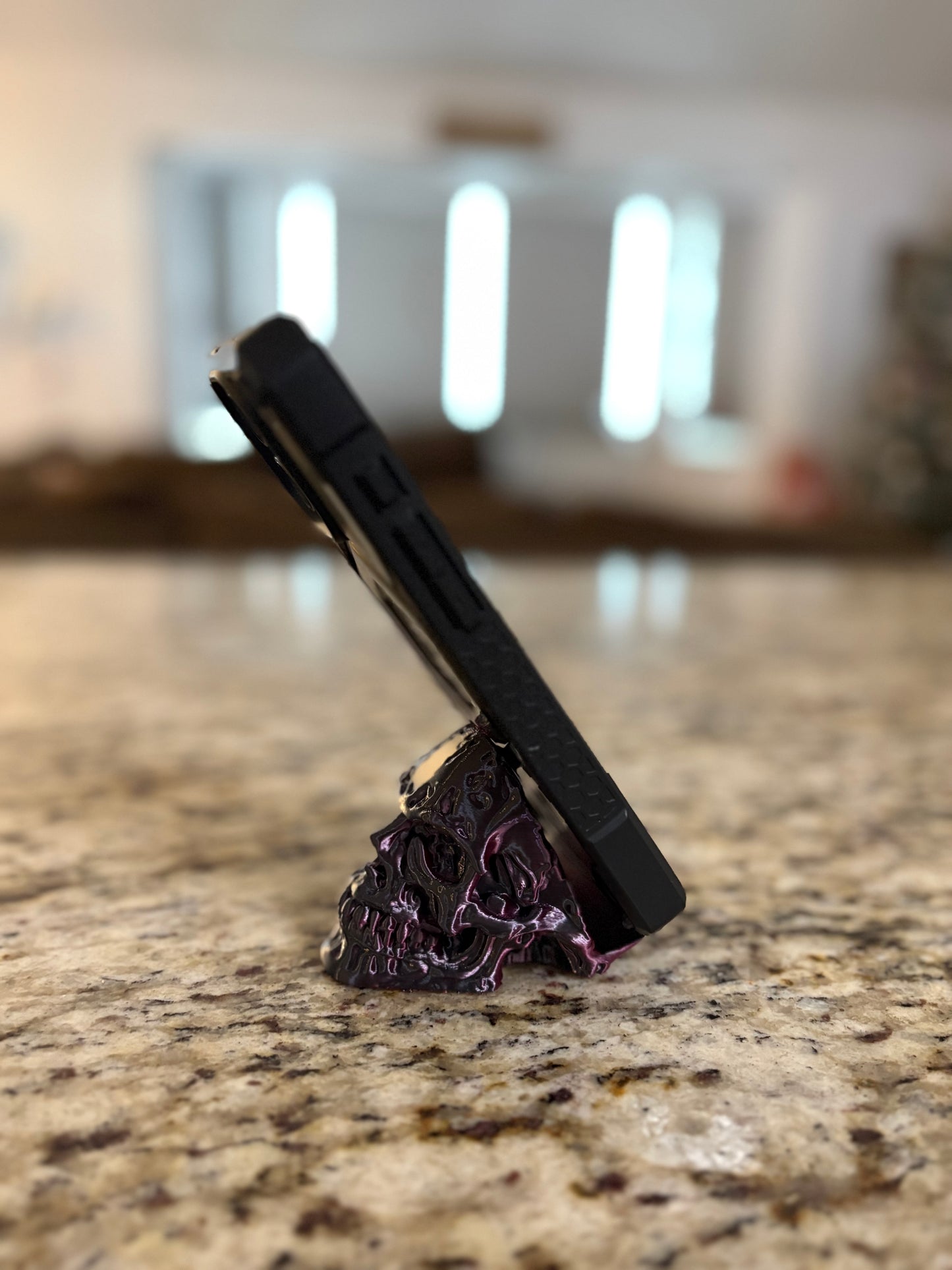 Made by Mike: Skull Phone Holder