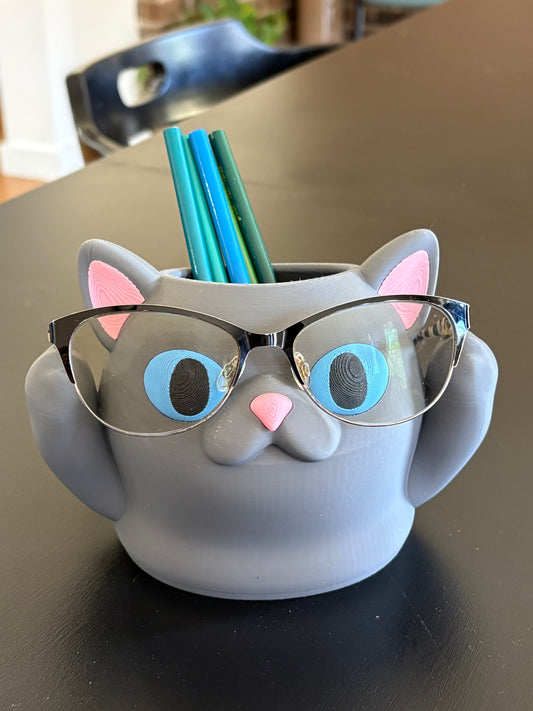 Made by Mike: Cat Glasses/Pencil Holder