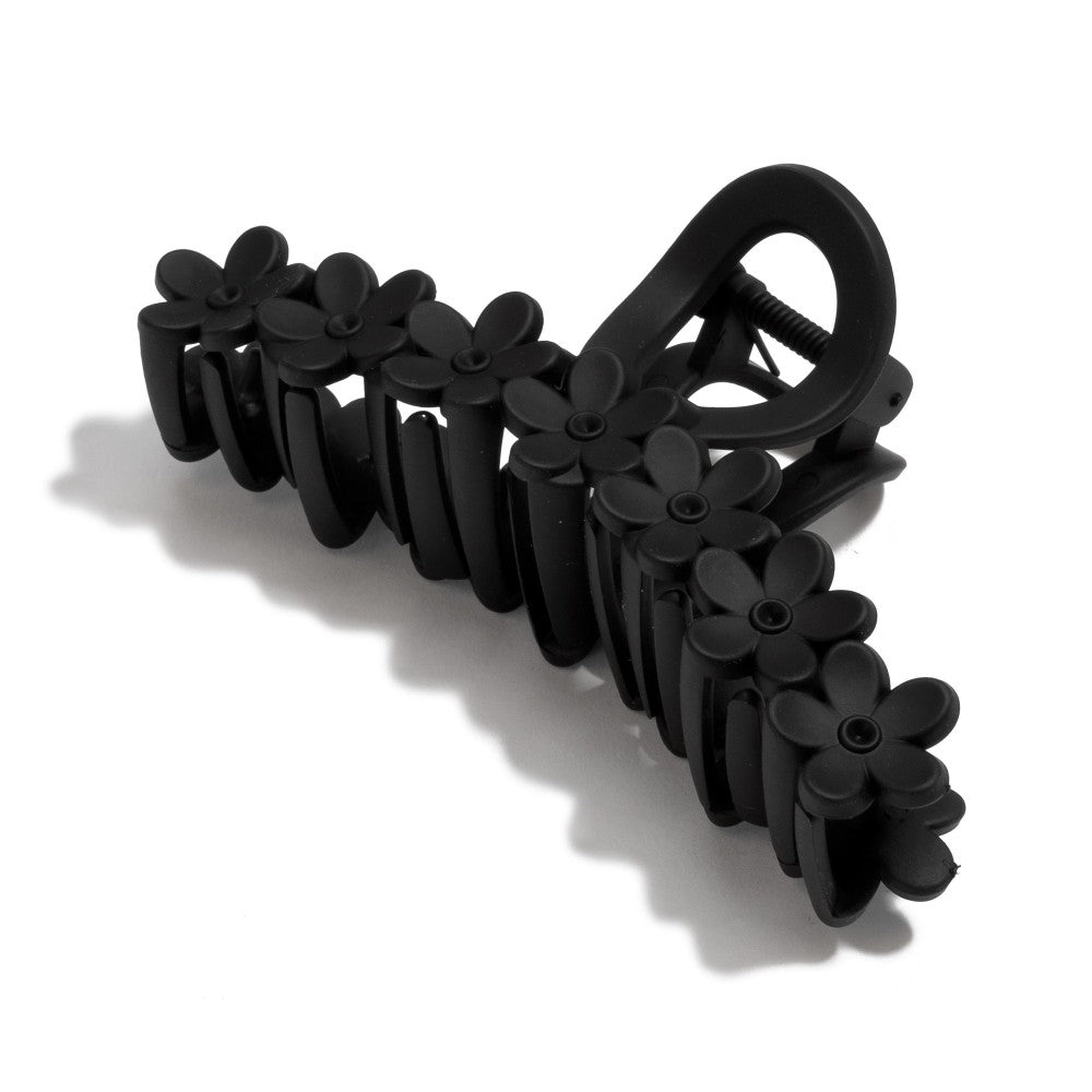 FREE with Tote Matte Criss Cross Flower Claw Clip