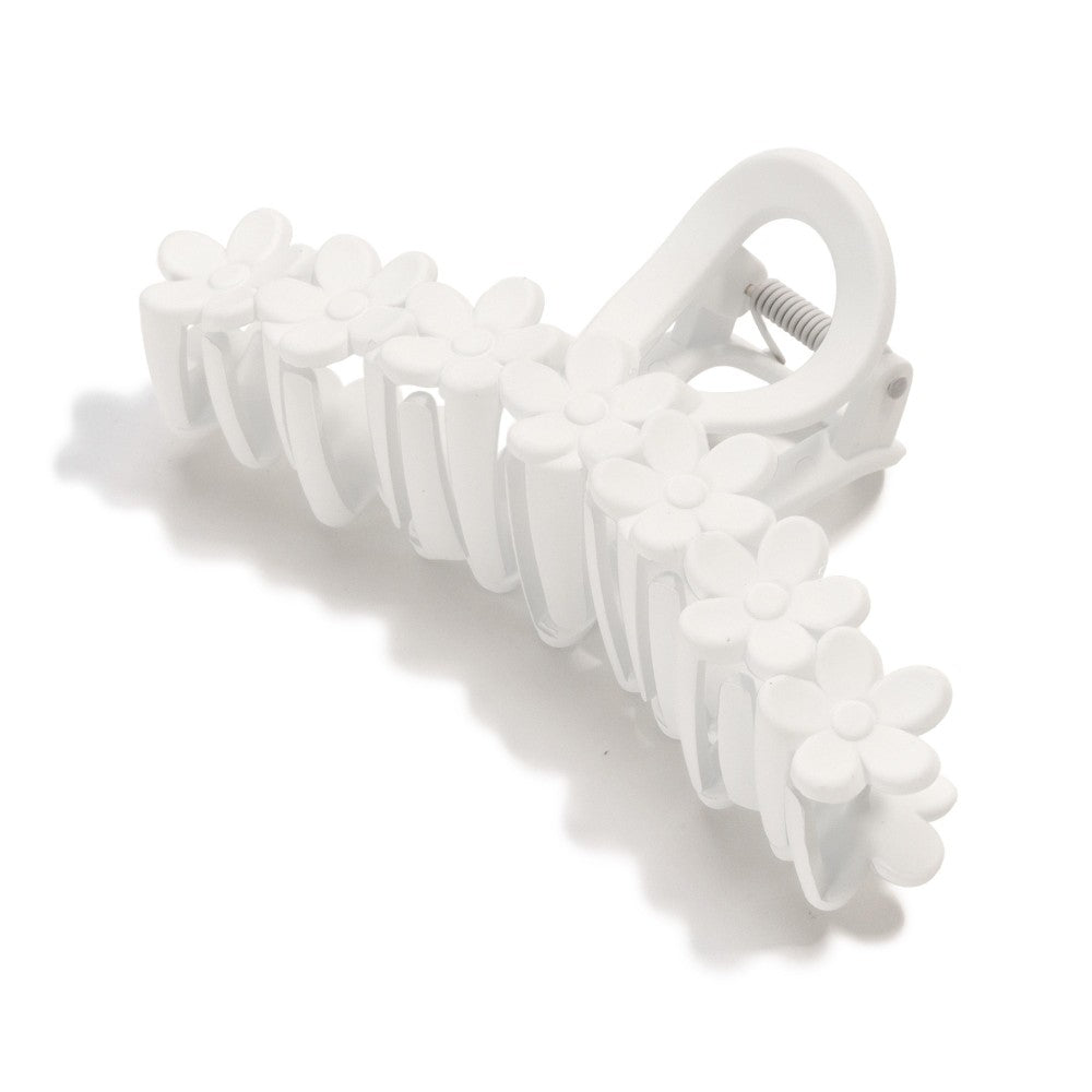FREE with Tote Matte Criss Cross Flower Claw Clip