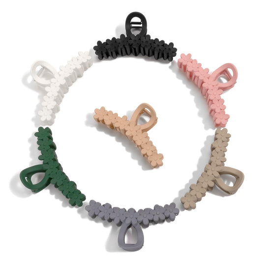 FREE with Tote Matte Criss Cross Flower Claw Clip