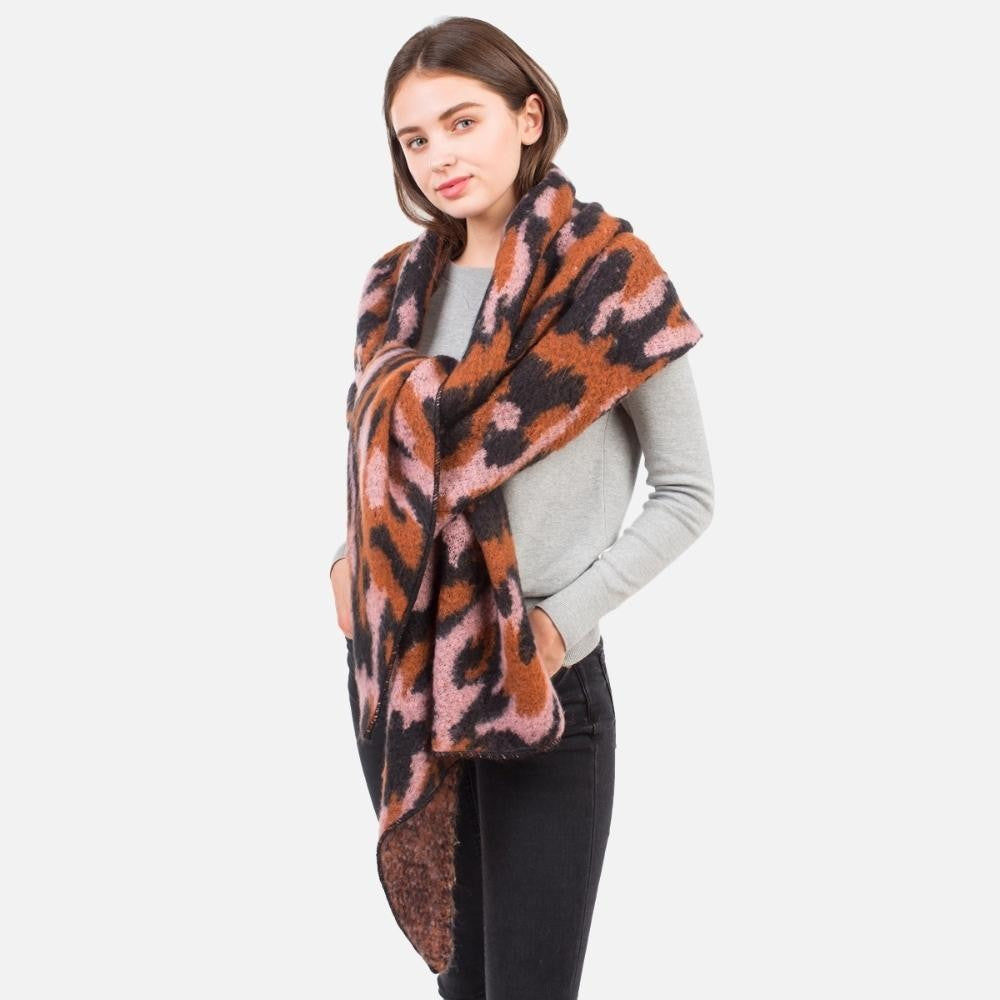 Pink Leopard Print Knit Scarf