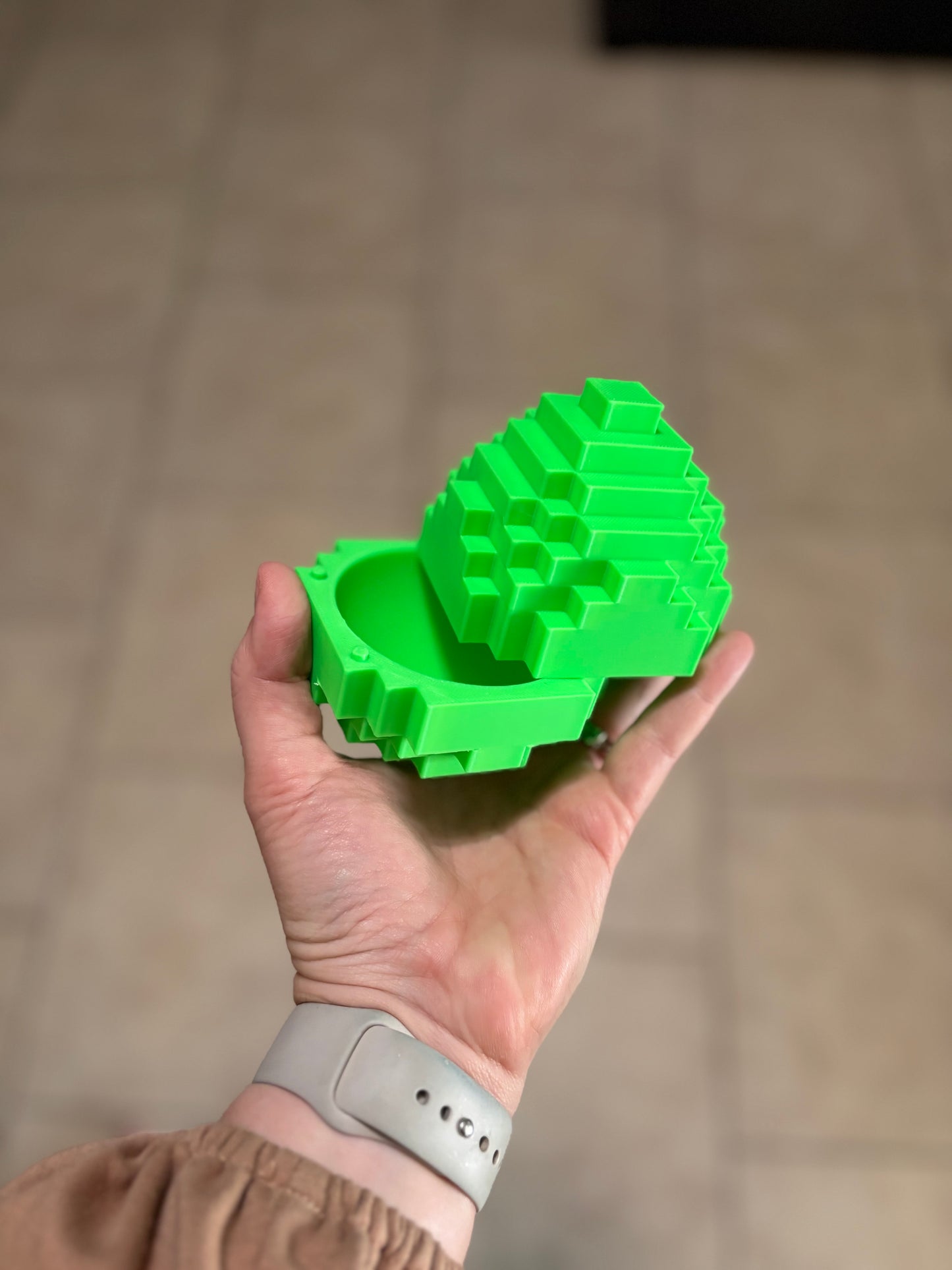 Made by Mike: Large Brick Easter Egg