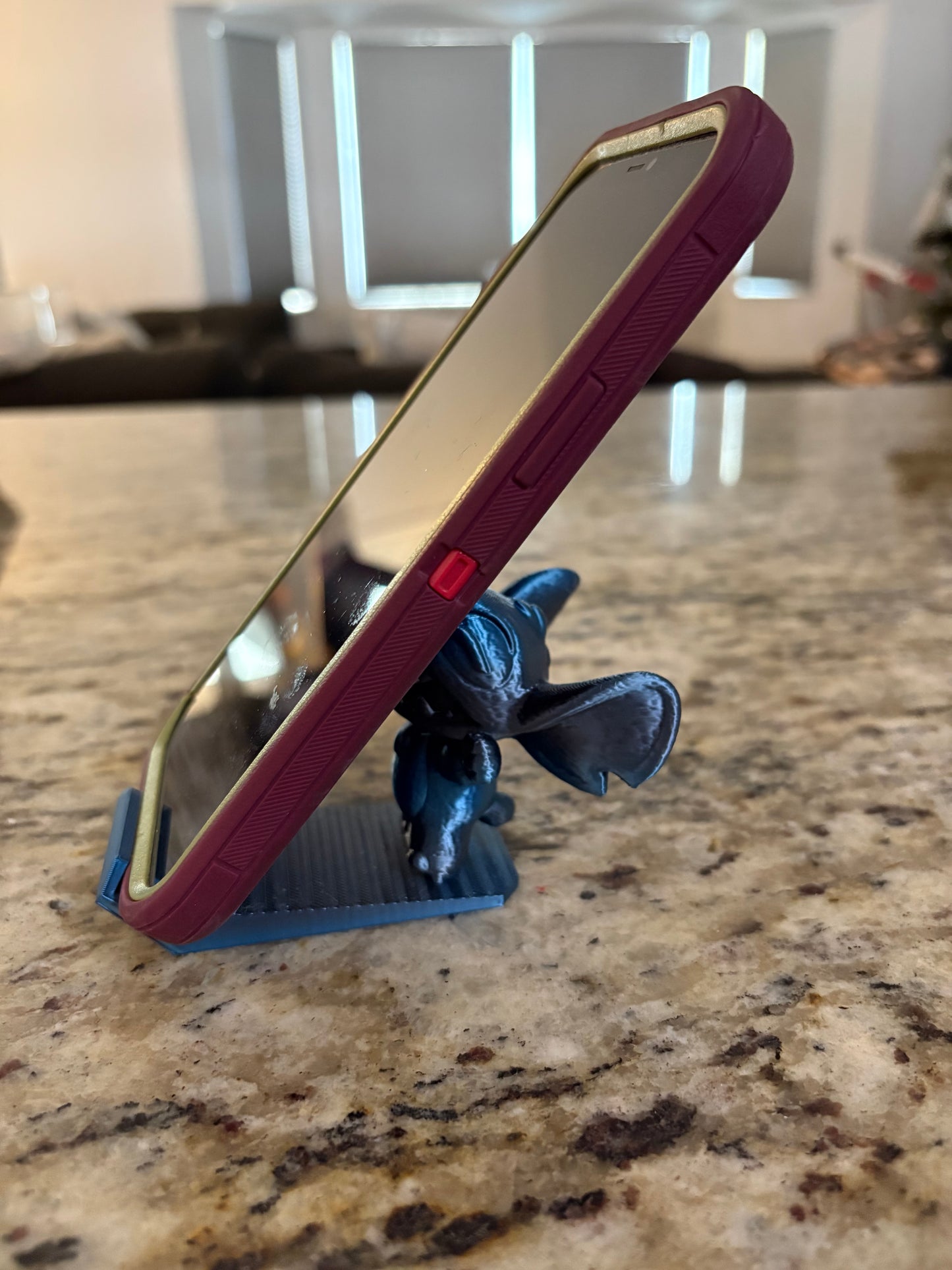Made by Mike: Happy Blue Alien Phone Stand