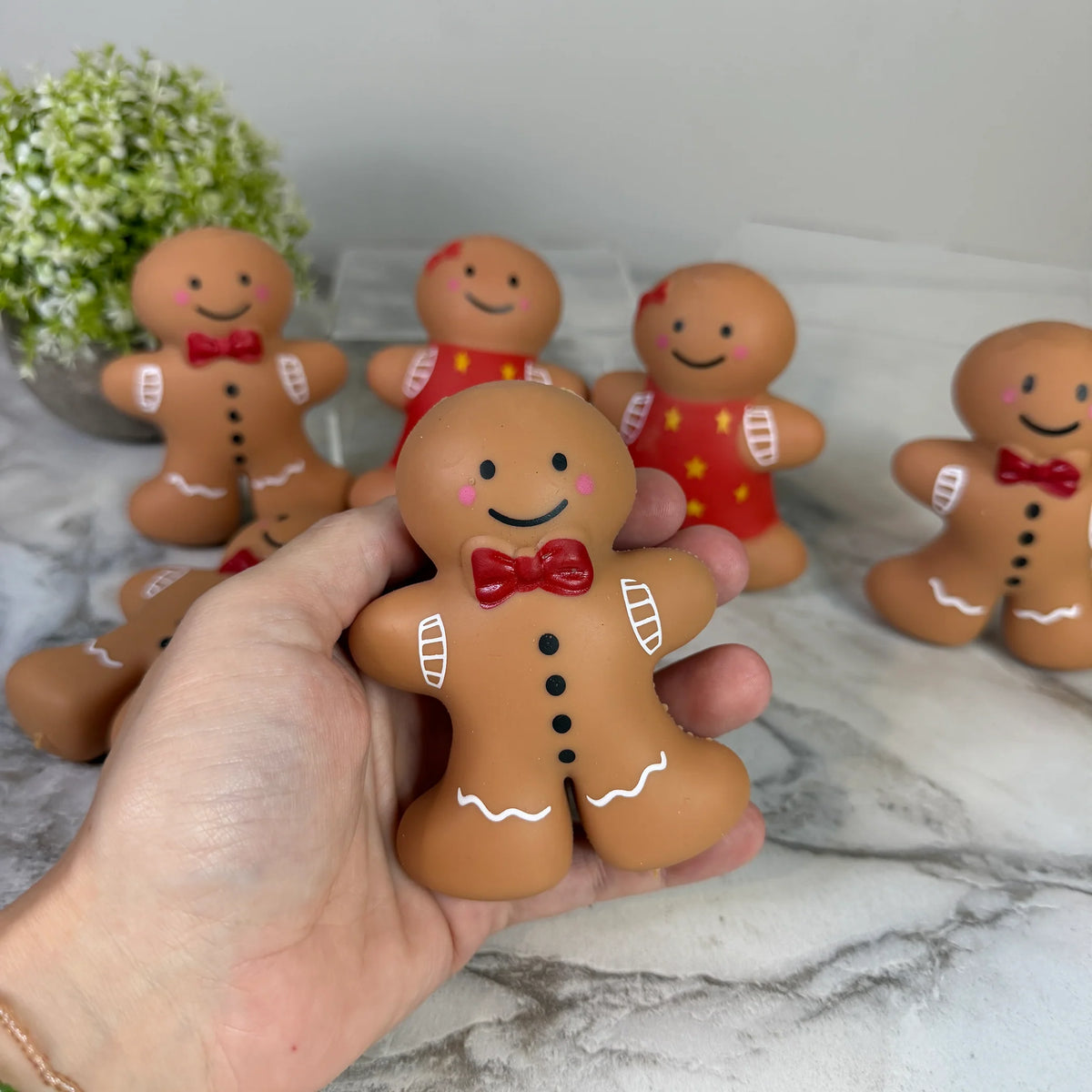 Squishy Toy - Gingerbread Man / Woman