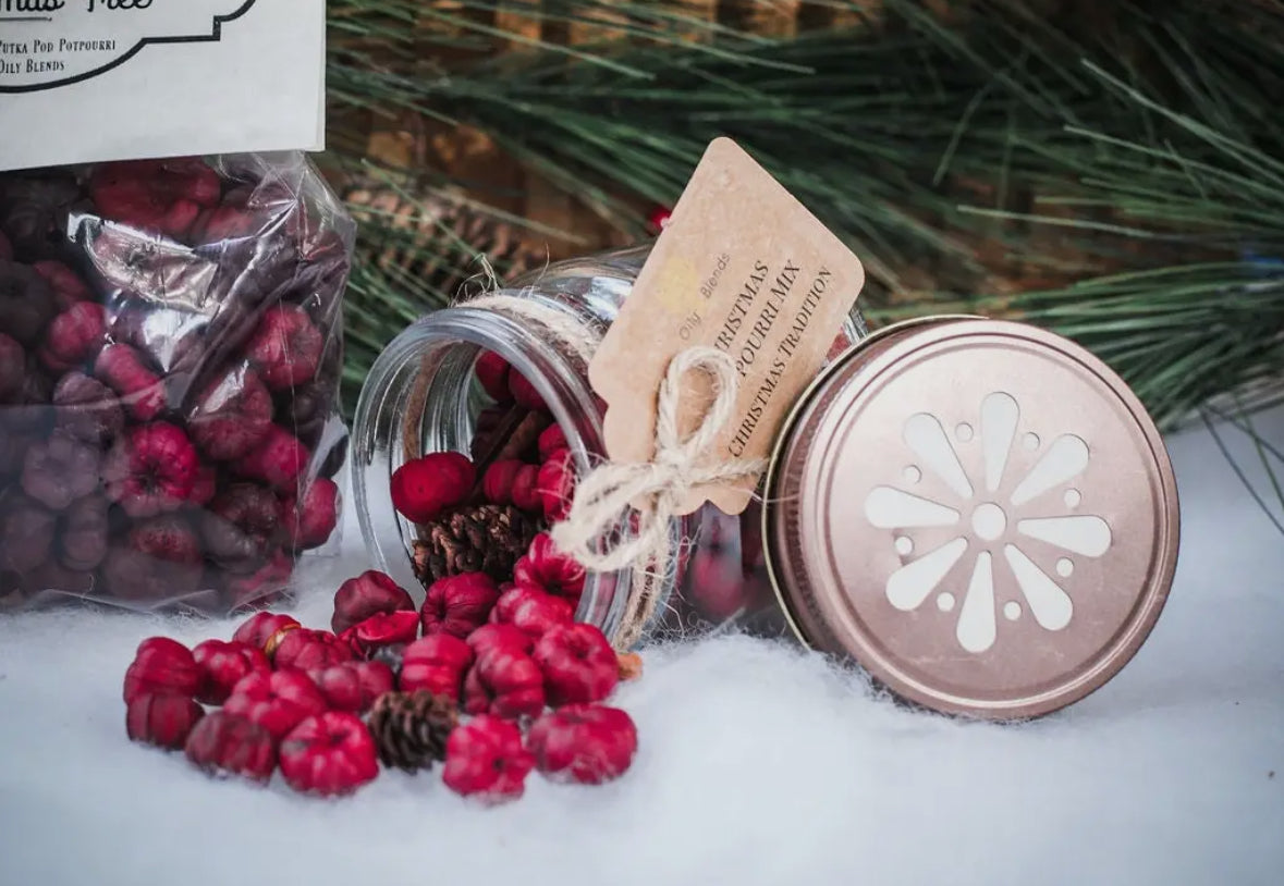 Christmas Red Potpourri Spice Jars