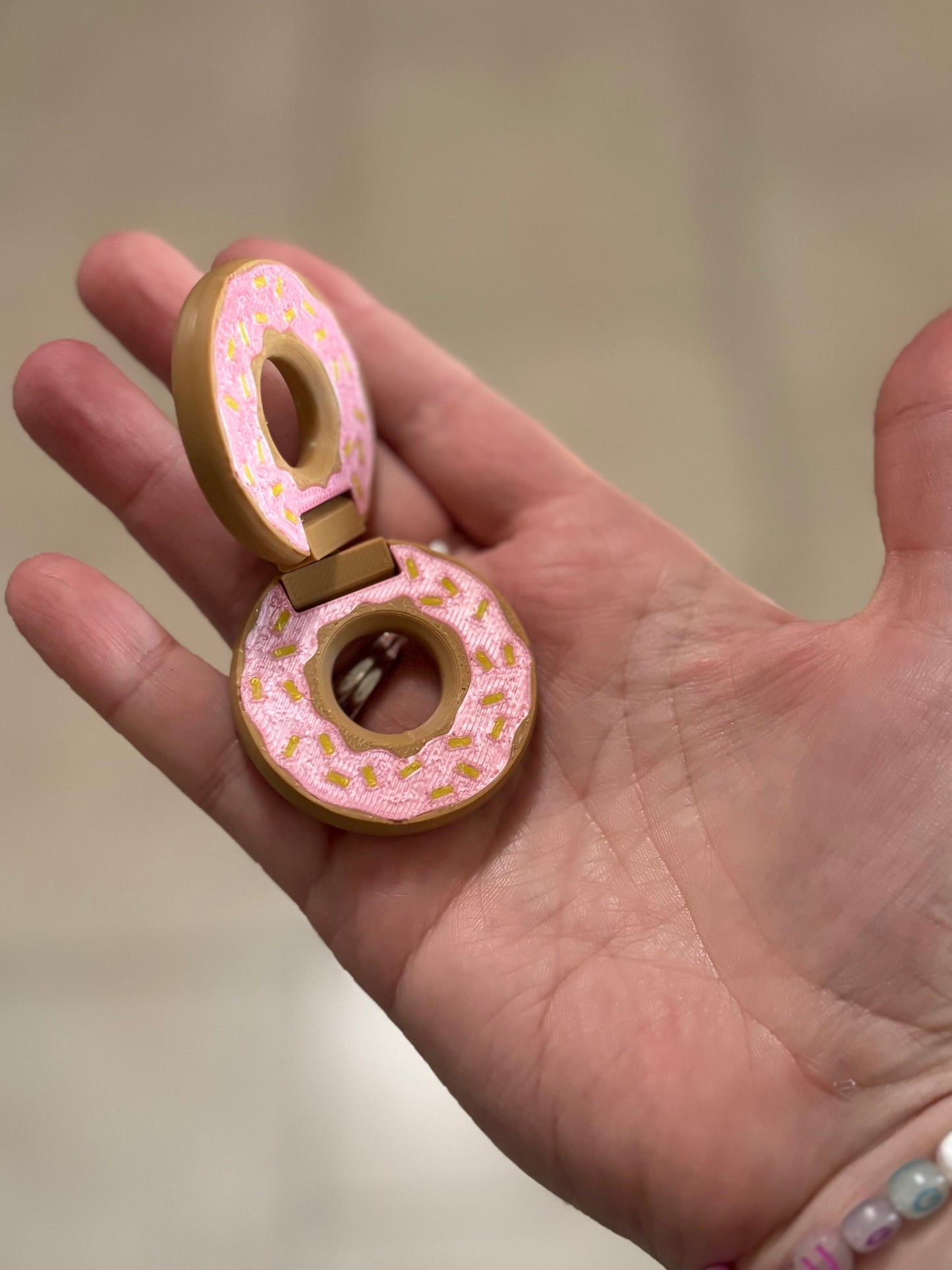 Made by Mike: Donut Slip Slide Flip Fidget