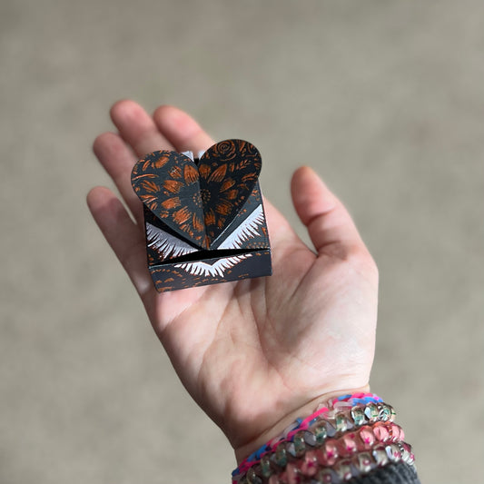 Made by Mike: Mystery 3D Printed Folding Heart Box