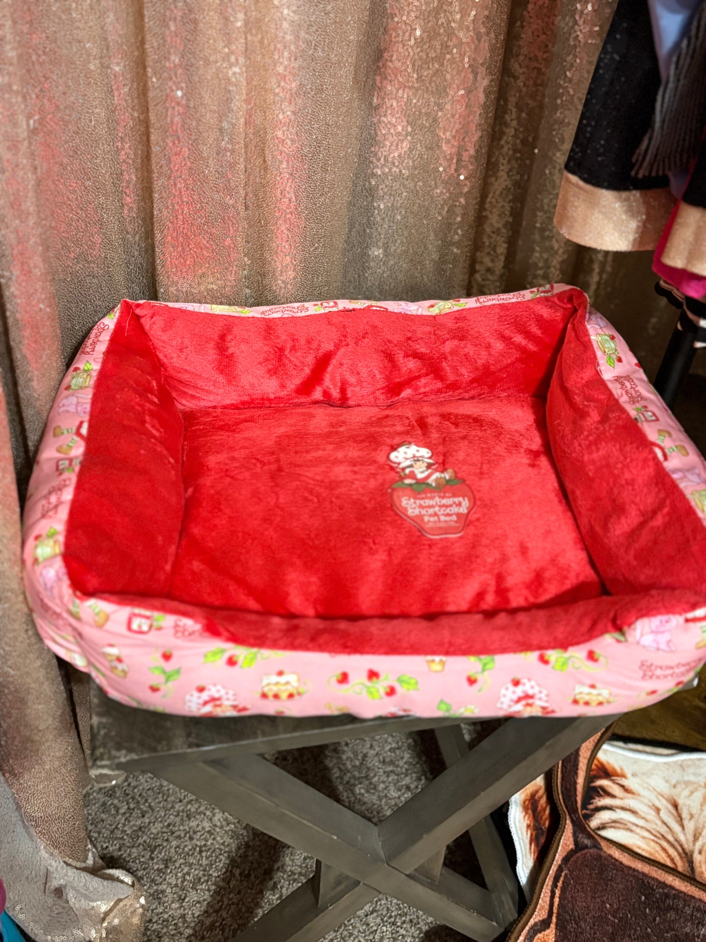 Strawberry Shortcake Pet Bed