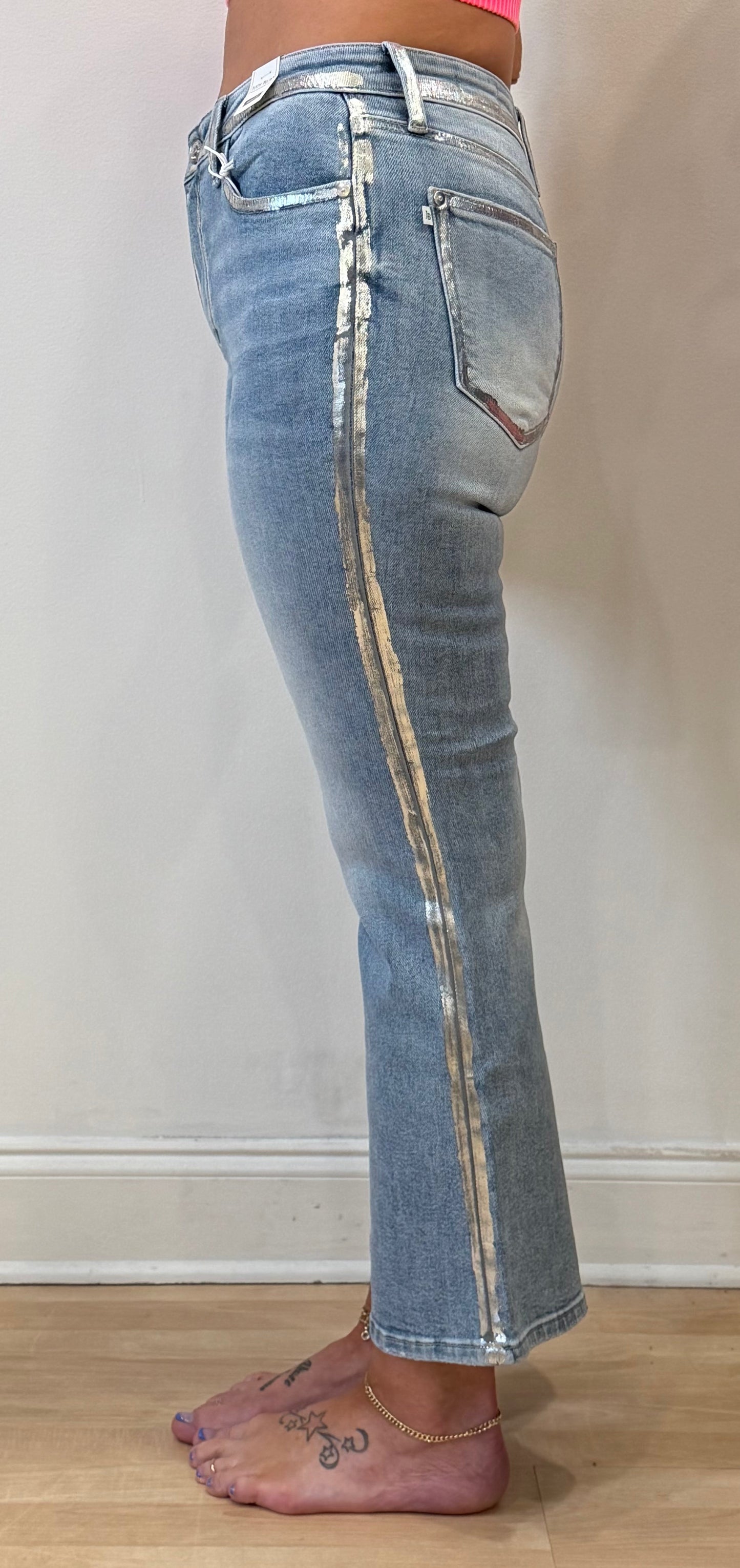 Metallic Seam Mid Rise Judy Blue Flare