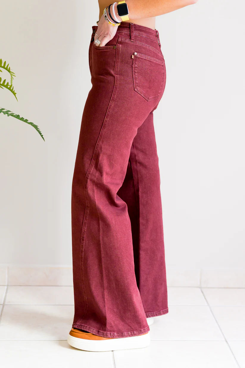 Retro Curve Judy Blue Wide Leg