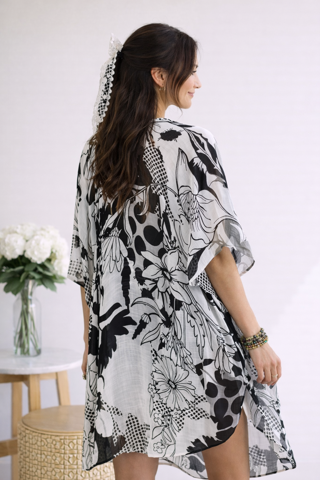 Monochrome Bloom Kimono
