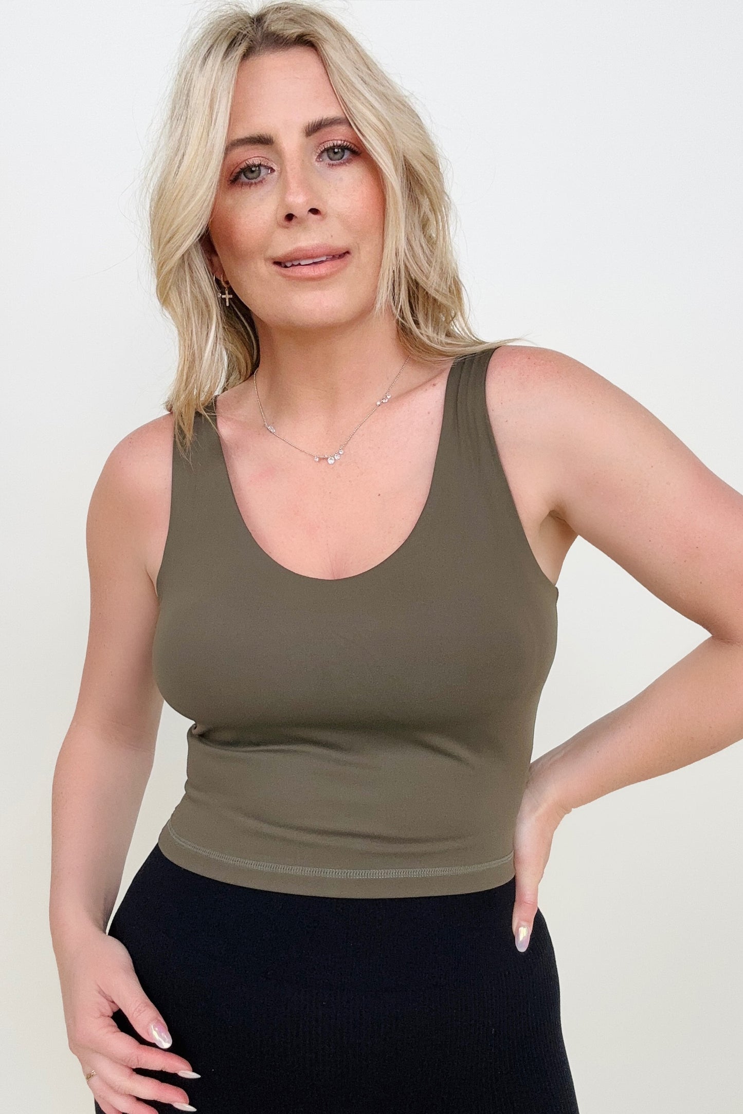 11 Colors - FawnFit Short Lift Tank 2.0 with Built-In Bra!